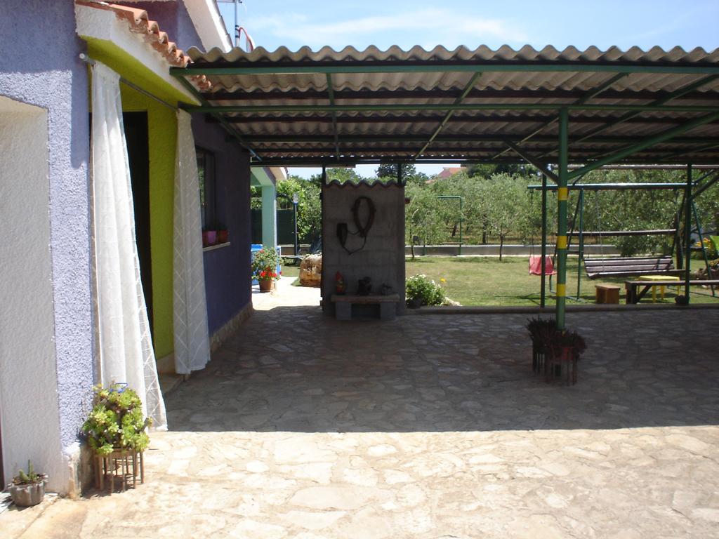 Nella Apartments Šišan Kamer foto