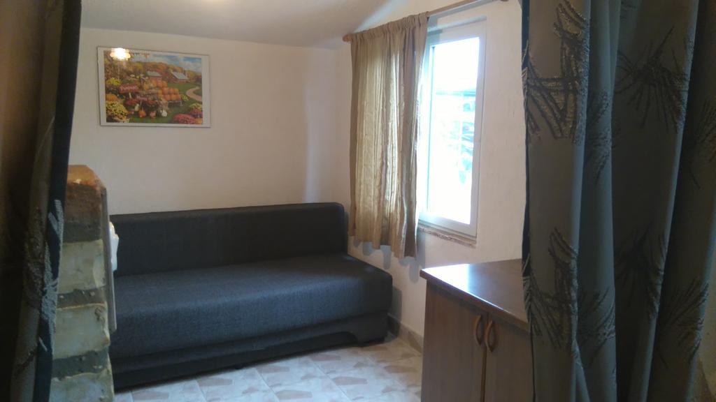 Nella Apartments Šišan Buitenkant foto